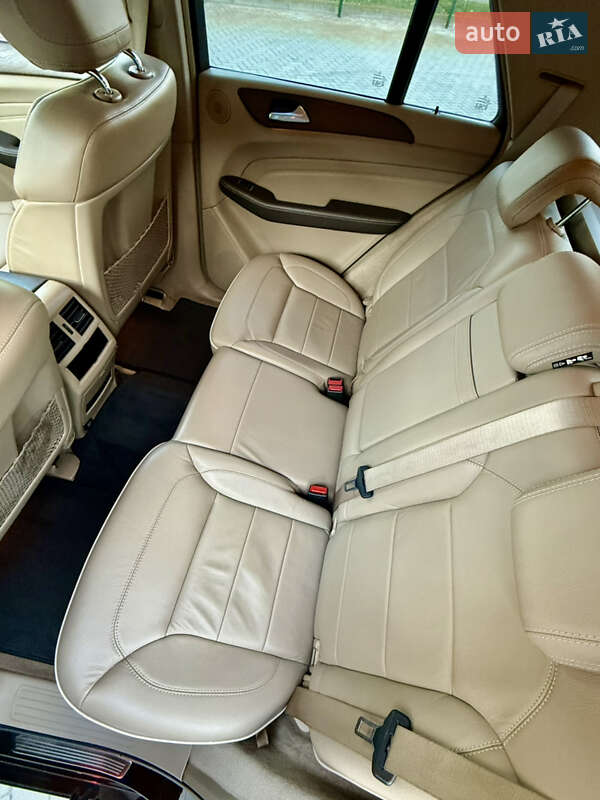 Внедорожник / Кроссовер Mercedes-Benz M-Class 2013 в Киеве