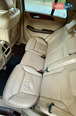 Внедорожник / Кроссовер Mercedes-Benz M-Class 2013 в 