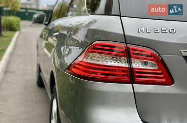 Внедорожник / Кроссовер Mercedes-Benz M-Class 2014 в 