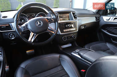 Внедорожник / Кроссовер Mercedes-Benz M-Class 2014 в 