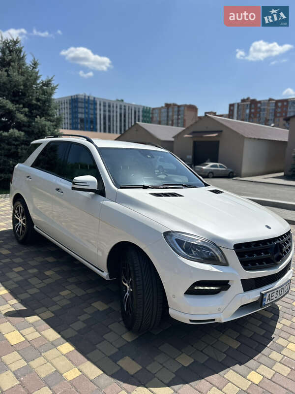 Внедорожник / Кроссовер Mercedes-Benz M-Class 2012 в Днепре