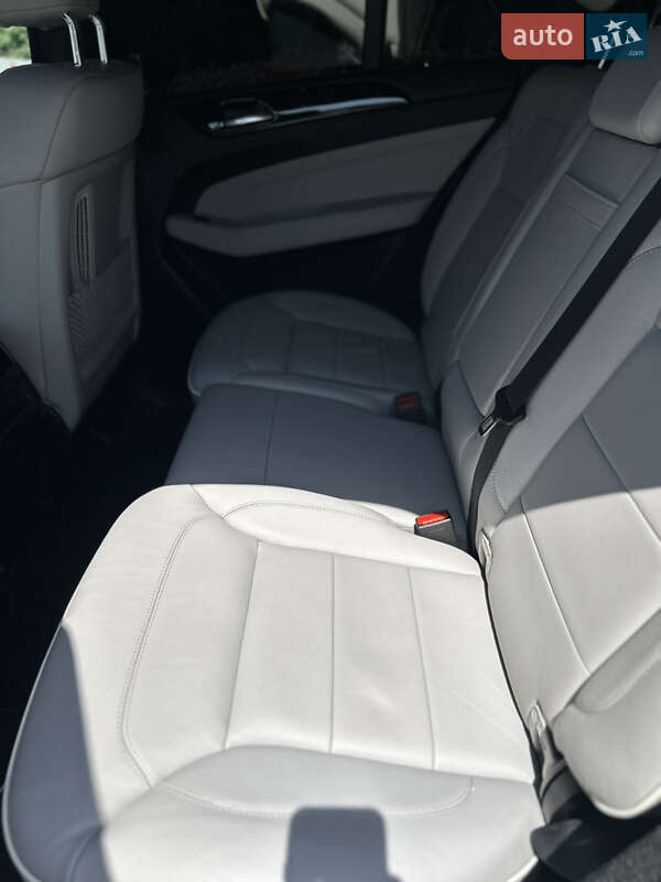 Внедорожник / Кроссовер Mercedes-Benz M-Class 2012 в Днепре