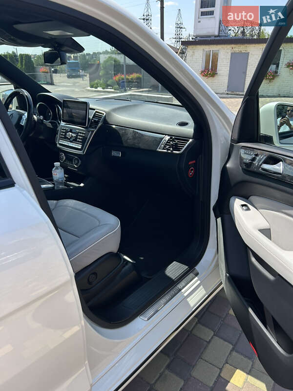 Внедорожник / Кроссовер Mercedes-Benz M-Class 2012 в Днепре