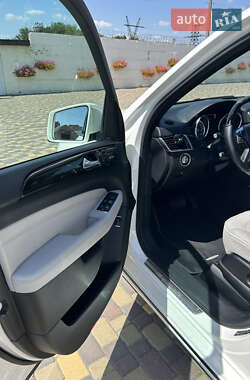 Позашляховик / Кросовер Mercedes-Benz M-Class 2012 в 