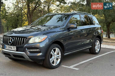 Внедорожник / Кроссовер Mercedes-Benz M-Class 2013 в 
