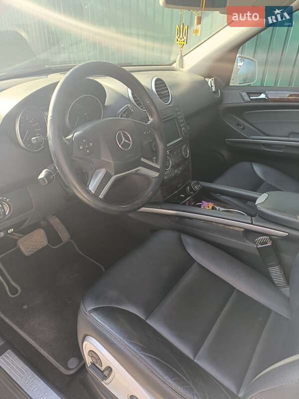 Позашляховик / Кросовер Mercedes-Benz M-Class 2011 в Дніпрі фото 3 Позашляховик / Кросовер Mercedes-Benz M-Class 2011 в Дніпрі