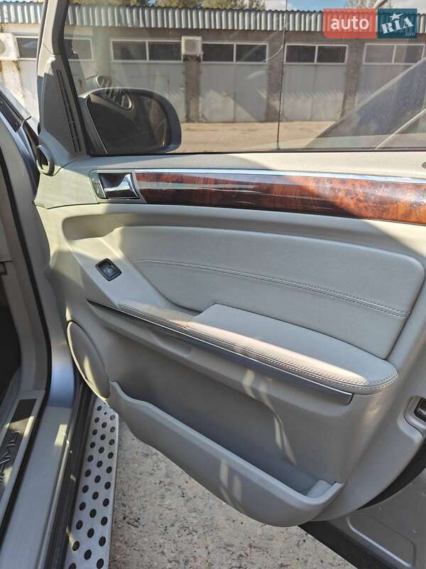 Внедорожник / Кроссовер Mercedes-Benz M-Class 2007 в Киеве