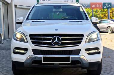 Внедорожник / Кроссовер Mercedes-Benz M-Class 2013 в 