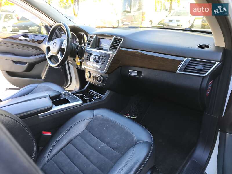 Внедорожник / Кроссовер Mercedes-Benz M-Class 2013 в Днепре