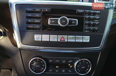Внедорожник / Кроссовер Mercedes-Benz M-Class 2013 в 