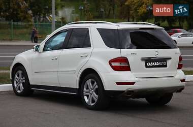 Внедорожник / Кроссовер Mercedes-Benz M-Class 2010 в 