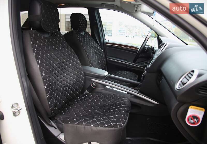 Внедорожник / Кроссовер Mercedes-Benz M-Class 2010 в Харькове