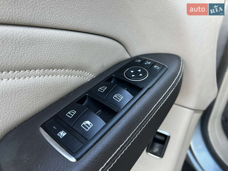 Позашляховик / Кросовер Mercedes-Benz M-Class 2012 в Дубні