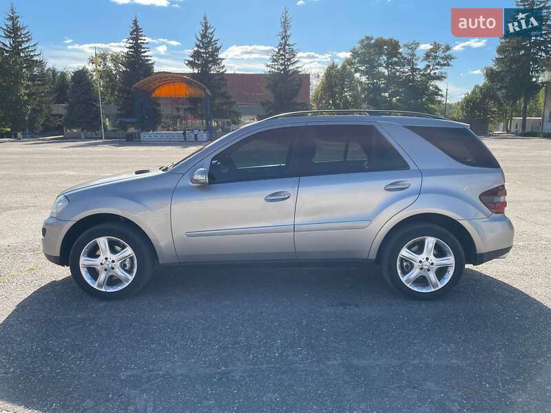 Внедорожник / Кроссовер Mercedes-Benz M-Class 2008 в Валках