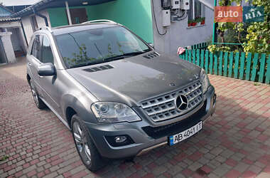 Позашляховик / Кросовер Mercedes-Benz M-Class 2009 в 