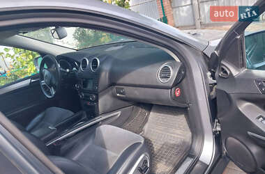 Позашляховик / Кросовер Mercedes-Benz M-Class 2009 в 