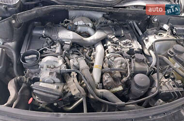 Позашляховик / Кросовер Mercedes-Benz M-Class 2009 в 