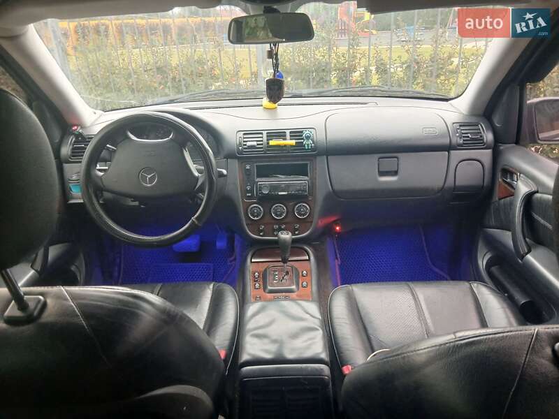 Внедорожник / Кроссовер Mercedes-Benz M-Class 2003 в Киеве