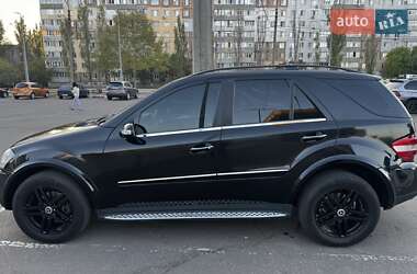 Внедорожник / Кроссовер Mercedes-Benz M-Class 2007 в 