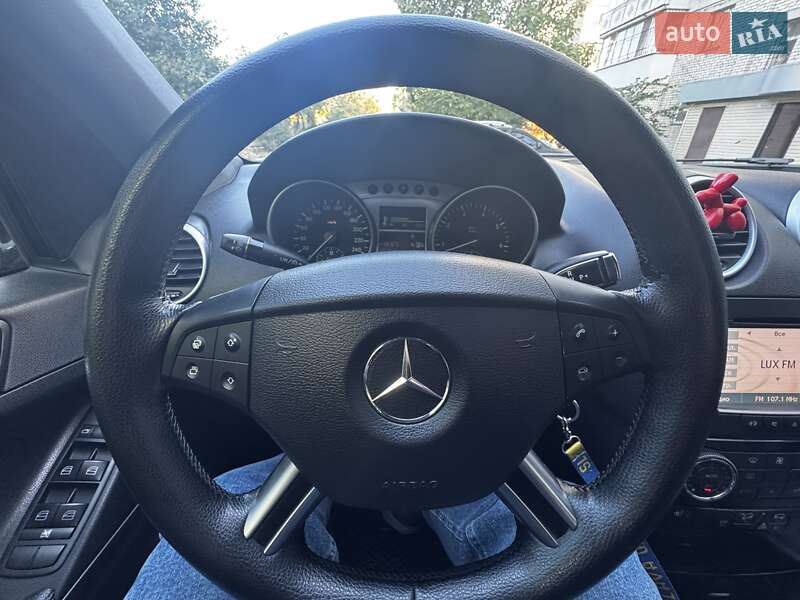 Внедорожник / Кроссовер Mercedes-Benz M-Class 2007 в Николаеве