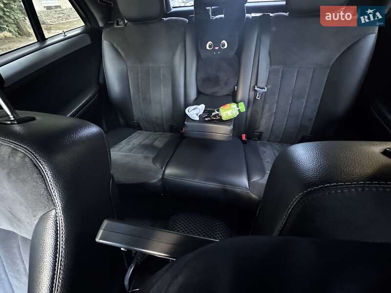 Внедорожник / Кроссовер Mercedes-Benz M-Class 2007 в Николаеве