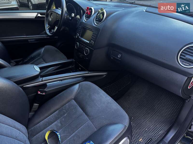 Внедорожник / Кроссовер Mercedes-Benz M-Class 2007 в Николаеве