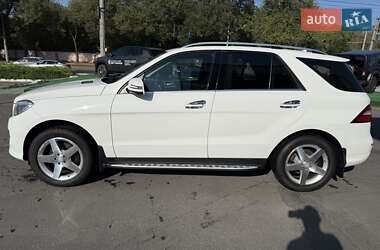Позашляховик / Кросовер Mercedes-Benz M-Class 2013 в 