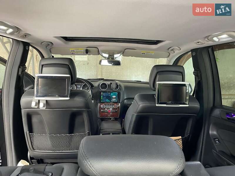 Внедорожник / Кроссовер Mercedes-Benz M-Class 2009 в Одессе