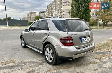 Позашляховик / Кросовер Mercedes-Benz M-Class 2008 в 