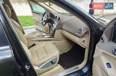 Позашляховик / Кросовер Mercedes-Benz M-Class 2011 в 