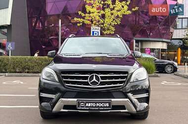 Внедорожник / Кроссовер Mercedes-Benz M-Class 2013 в 