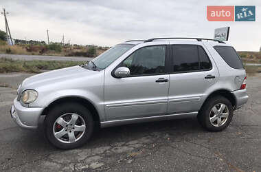 Внедорожник / Кроссовер Mercedes-Benz M-Class 2004 в 
