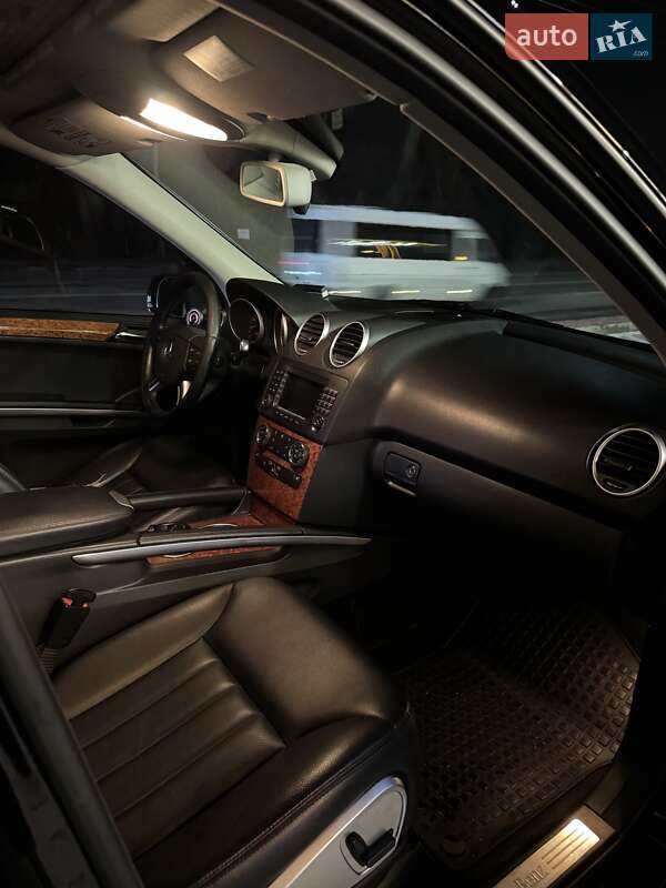 Внедорожник / Кроссовер Mercedes-Benz M-Class 2007 в Киеве