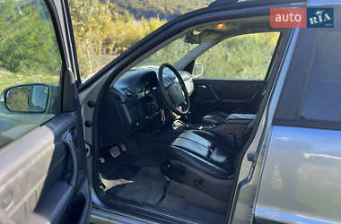 Внедорожник / Кроссовер Mercedes-Benz M-Class 2002 в 
