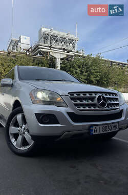 Внедорожник / Кроссовер Mercedes-Benz M-Class 2009 в 