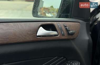 Позашляховик / Кросовер Mercedes-Benz M-Class 2012 в 