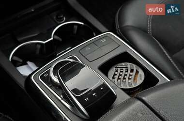 Позашляховик / Кросовер Mercedes-Benz M-Class 2012 в 