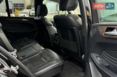 Позашляховик / Кросовер Mercedes-Benz M-Class 2012 в 