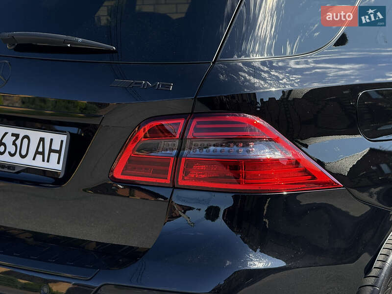 Позашляховик / Кросовер Mercedes-Benz M-Class 2015 в Вінниці фото 12 Позашляховик / Кросовер Mercedes-Benz M-Class 2015 в Вінниці