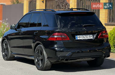 Внедорожник / Кроссовер Mercedes-Benz M-Class 2015 в 