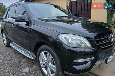 Внедорожник / Кроссовер Mercedes-Benz M-Class 2014 в 