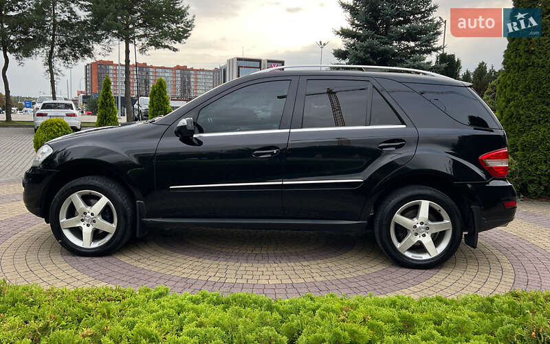 Позашляховик / Кросовер Mercedes-Benz M-Class 2009 в Львові