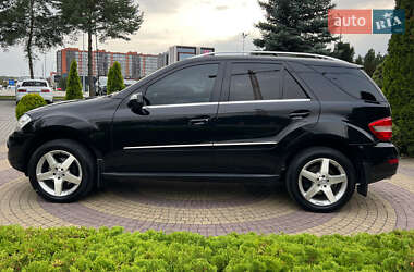Внедорожник / Кроссовер Mercedes-Benz M-Class 2009 в 