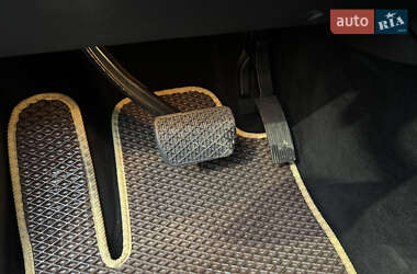 Позашляховик / Кросовер Mercedes-Benz M-Class 2012 в 