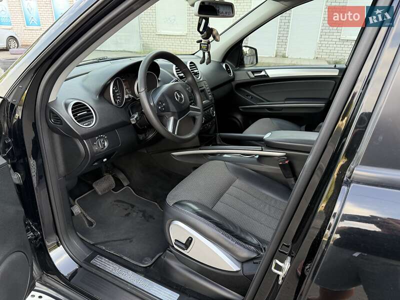 Внедорожник / Кроссовер Mercedes-Benz M-Class 2011 в Днепре
