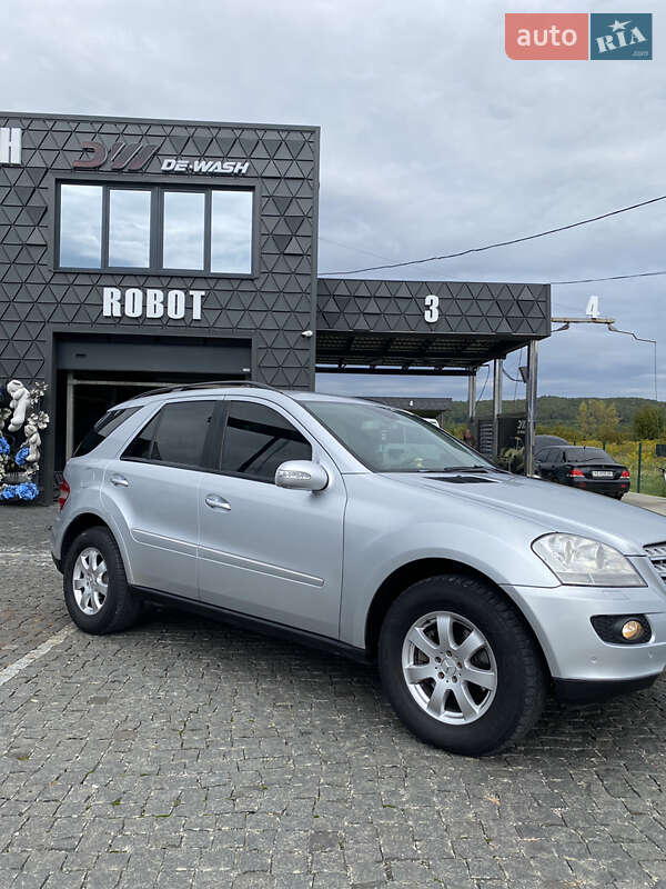 Позашляховик / Кросовер Mercedes-Benz M-Class 2008 в Тячеві