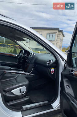 Позашляховик / Кросовер Mercedes-Benz M-Class 2008 в 