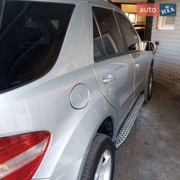 Внедорожник / Кроссовер Mercedes-Benz M-Class 2006 в Киеве фото 17 Внедорожник / Кроссовер Mercedes-Benz M-Class 2006 в Киеве