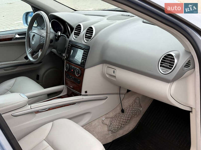 Внедорожник / Кроссовер Mercedes-Benz M-Class 2007 в Одессе