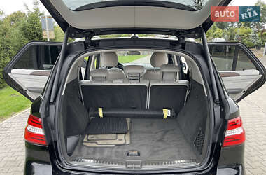 Позашляховик / Кросовер Mercedes-Benz M-Class 2013 в 